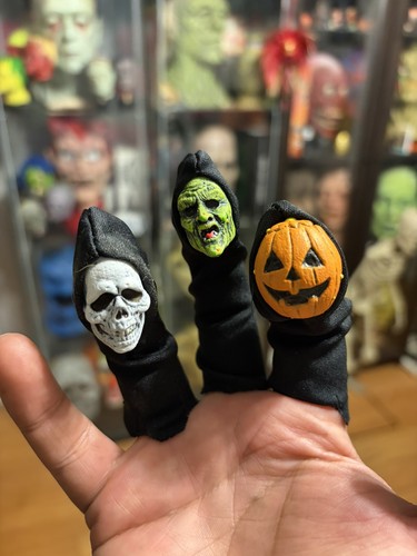 Halloween mini latex masks - 3,
