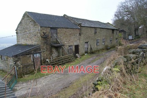 Photo old farm buildings - ,
