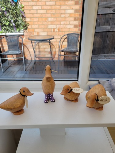Set carved wooden ducks - of,