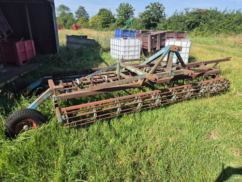 Tilthtrain metre seedbed - tilthtrain, 4