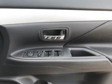 12-15 MITSUBISHI OUTLANDER MK3 OFFSIDE DRIVERS FRONT OSF WINDOW CONTROL SWITCH