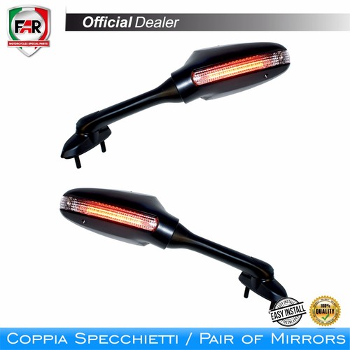 Pair mirrors far - of,