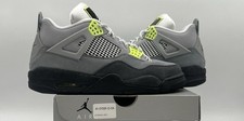 Men's Jordan 4 Retro SE Mid
