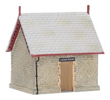 44-014 Bachmann Scenecraft OO Market Hampton Station Ladies Toilets (Pre-Owned)