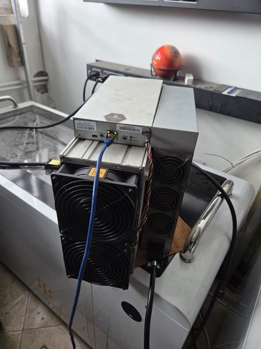 Bitmain antminer s21 200th - antminer,