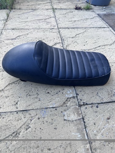 Black ribbed cafe - ribbed, racer