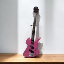 B.C. RICH Mockingbird Bass