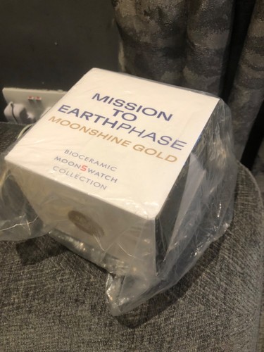 Swatch omega mission - swatch, to