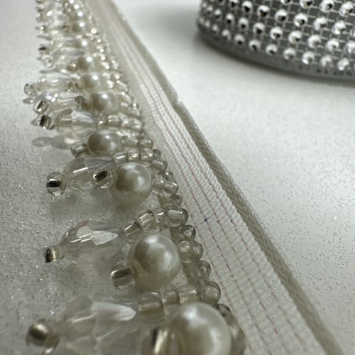 Yard white beaded crystal - 1,
