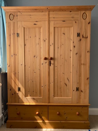 Solid pine house fraser - solid,