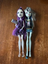 Monster High Frankie Stein Spectra Vondergeist Ghoul Spirit Ghoul’s Night Out  