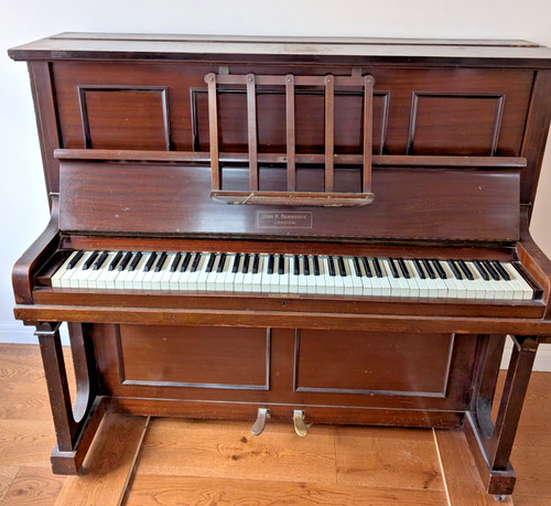 Upright piano john - piano,