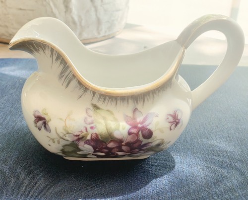Lefton china hand - china,