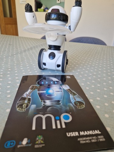 Wowwee mip balancing robot - mip,
