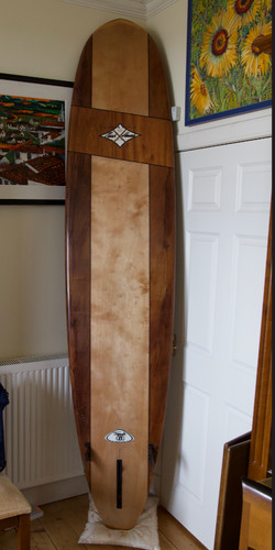 Surfing laminated longboard - surfing:,