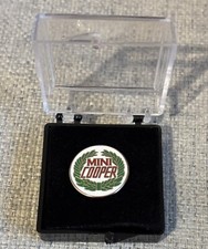 MINI COOPER Classic Car Enamel Metal Lapel Pin Badge in gift box
