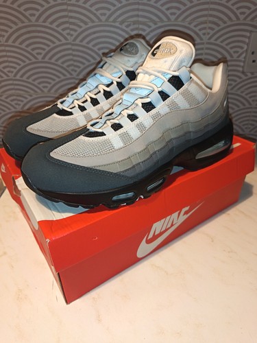 Nike air max blue tint - 95,