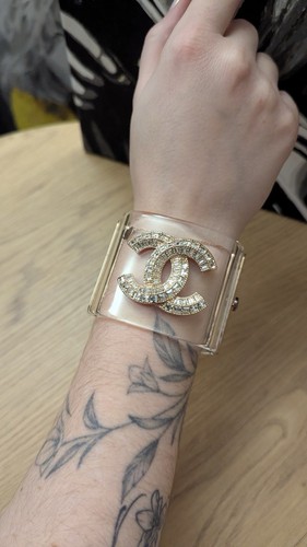 Chanel bracelets golden - chanel,