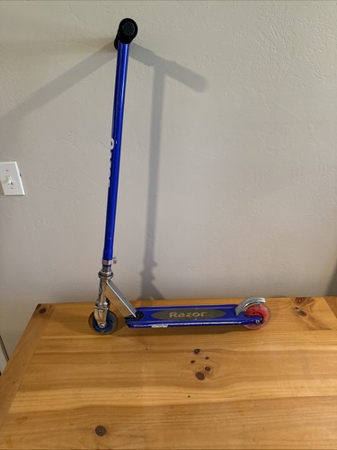 Razor kick scooter blue - razor,