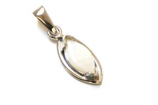 9ct White Gold Opal Necklace