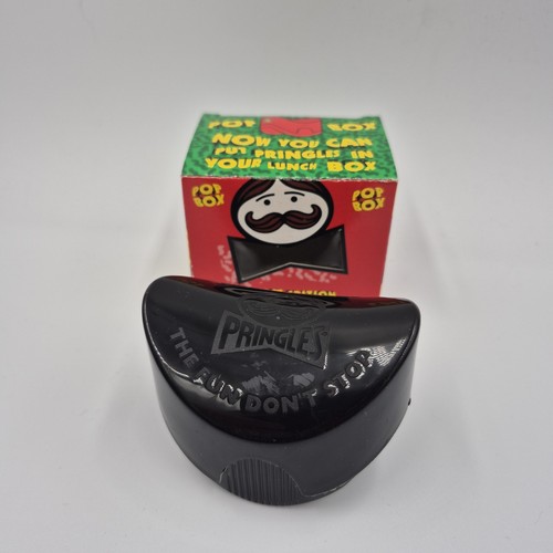 Black pringle pop - black, crisp