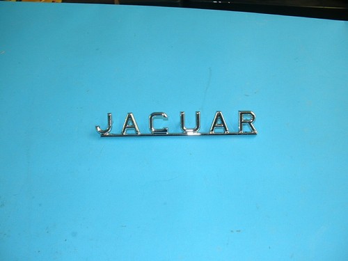 Jaguar boot trunk badge - jaguar,