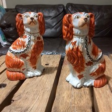 ANTIQUE Staffordshire Pottery Dog. Spaniel Mantle Wally DOGS c1885 PAIR (1x AF)
