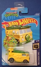 HOT WHEELS 2018 PARTY WAGON, YELLOW, LONG CARD.