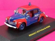 (W) IXO 1/43 RENAULT 4 CV