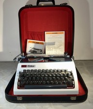 VINTAGE ERIKA DARO Model 42