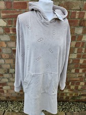 Ted Baker Oversized B Embossed