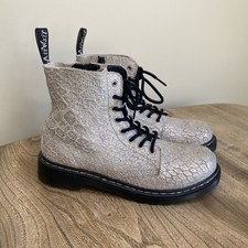 Dr. Martens 1460 Pascal Boots – Metallic Texture – UK 4 soft Suede Iridescent