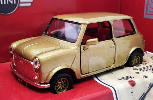 Corgi scale model car - scale,