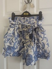 Ladies H&M White & Blue Floral