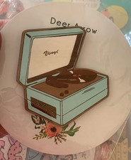 Deer arrow record player - arrow,