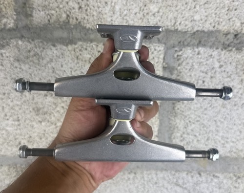 Krux skateboard trucks - trucks,