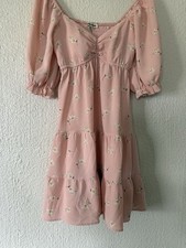 Beautiful Floral Boho Puff