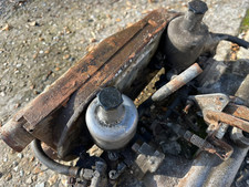 Twin SU carbs Carburettors Stanpart DD2 manifold HS2 carbs Triumph Spitfire MK4