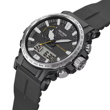 Casio PRO TREK 47.4mm Triple