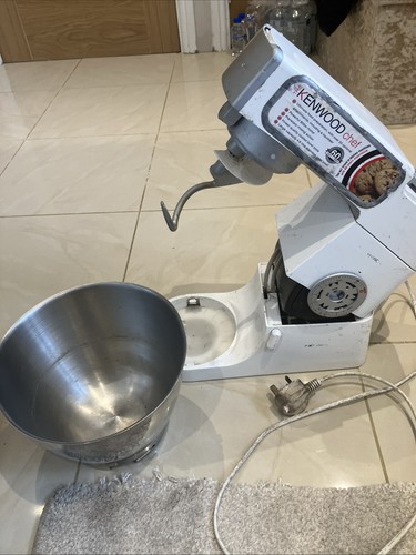 Kenwood km330 800w - km330, stand