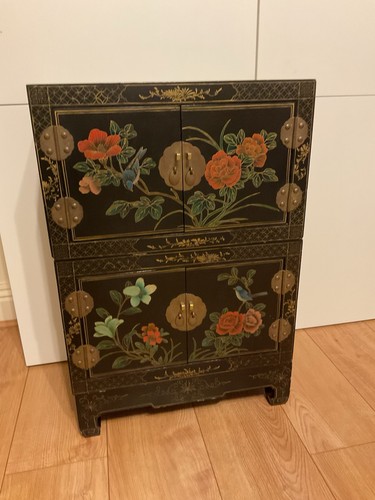 Mid century oriental black - mid,