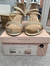 Paradox London 'Laika' Wide
