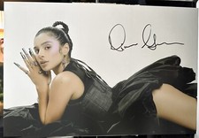DIANE GUERRERO SIGNED PHOTO