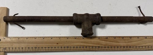 Vintage primitive iron - vintage, t