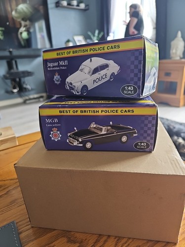 Oxford diecast police - diecast, x