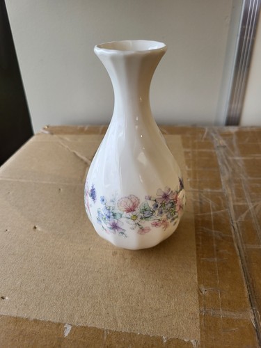 Wedgwood bone china - wedgwood, angela