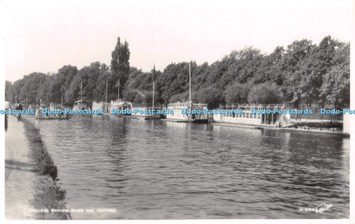 R478465 oxford college barges - r478465,