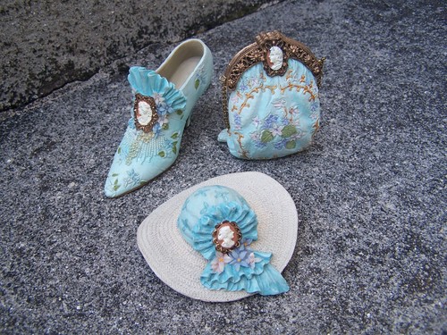 Minature blue shoe hat - shoe,,