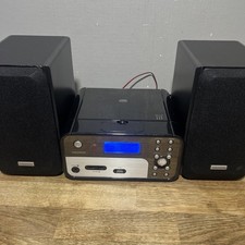 Grundig GUAMCIP Micro System CD player FM radio IPod docking station