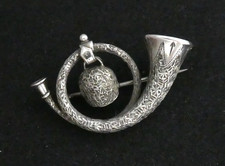 VINTAGE Silver M800 Ornate Detail Buckle Hunting French Horn BROOCH 3.2 grams